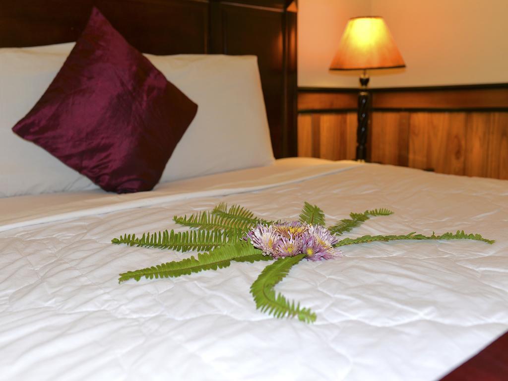 Hotel Huy Hoang River