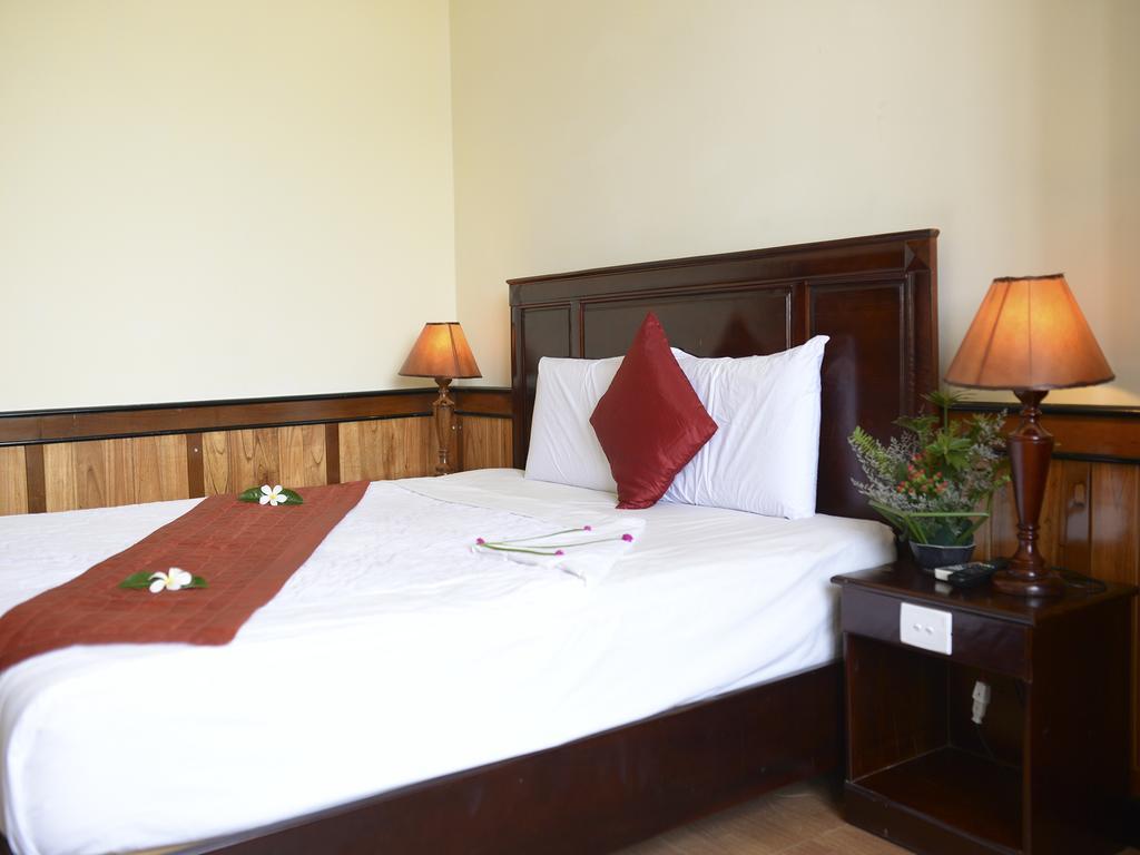 Huy Hoang River Hotel 3*