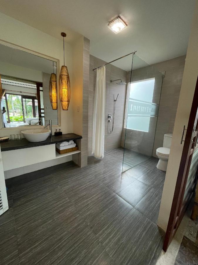 Riverside Bamboo 4*
