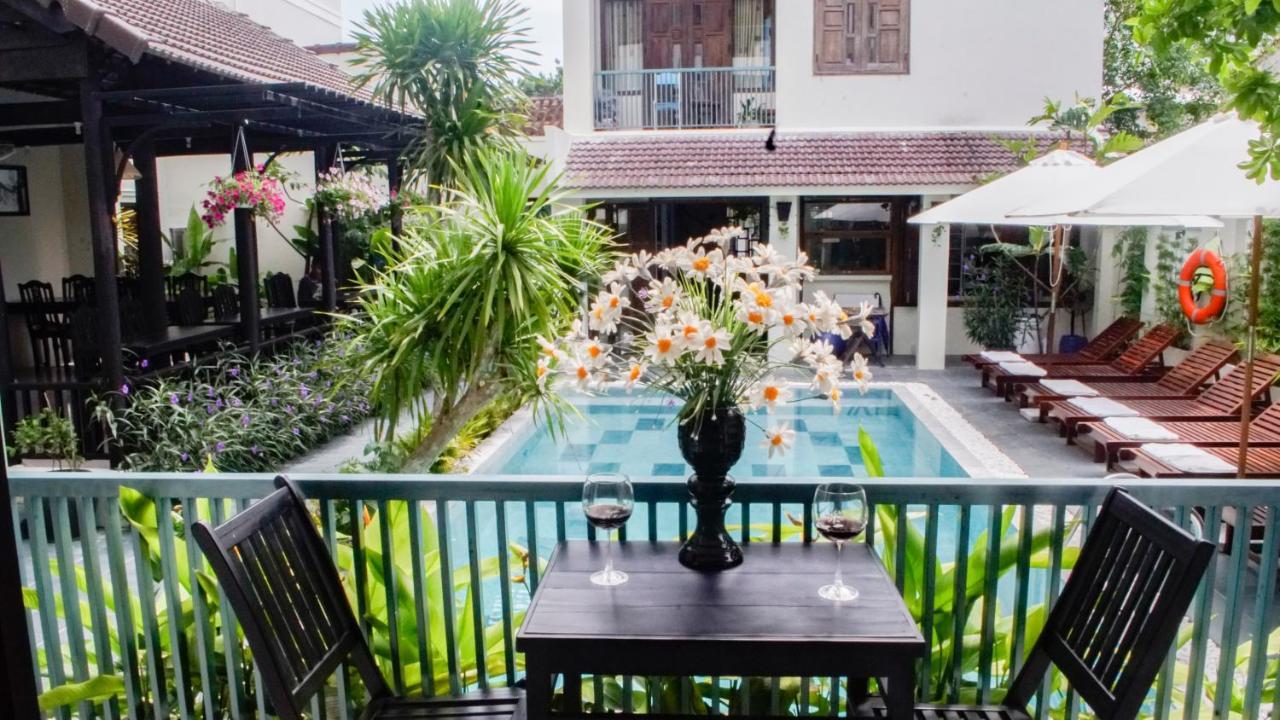 Villa Starfruit