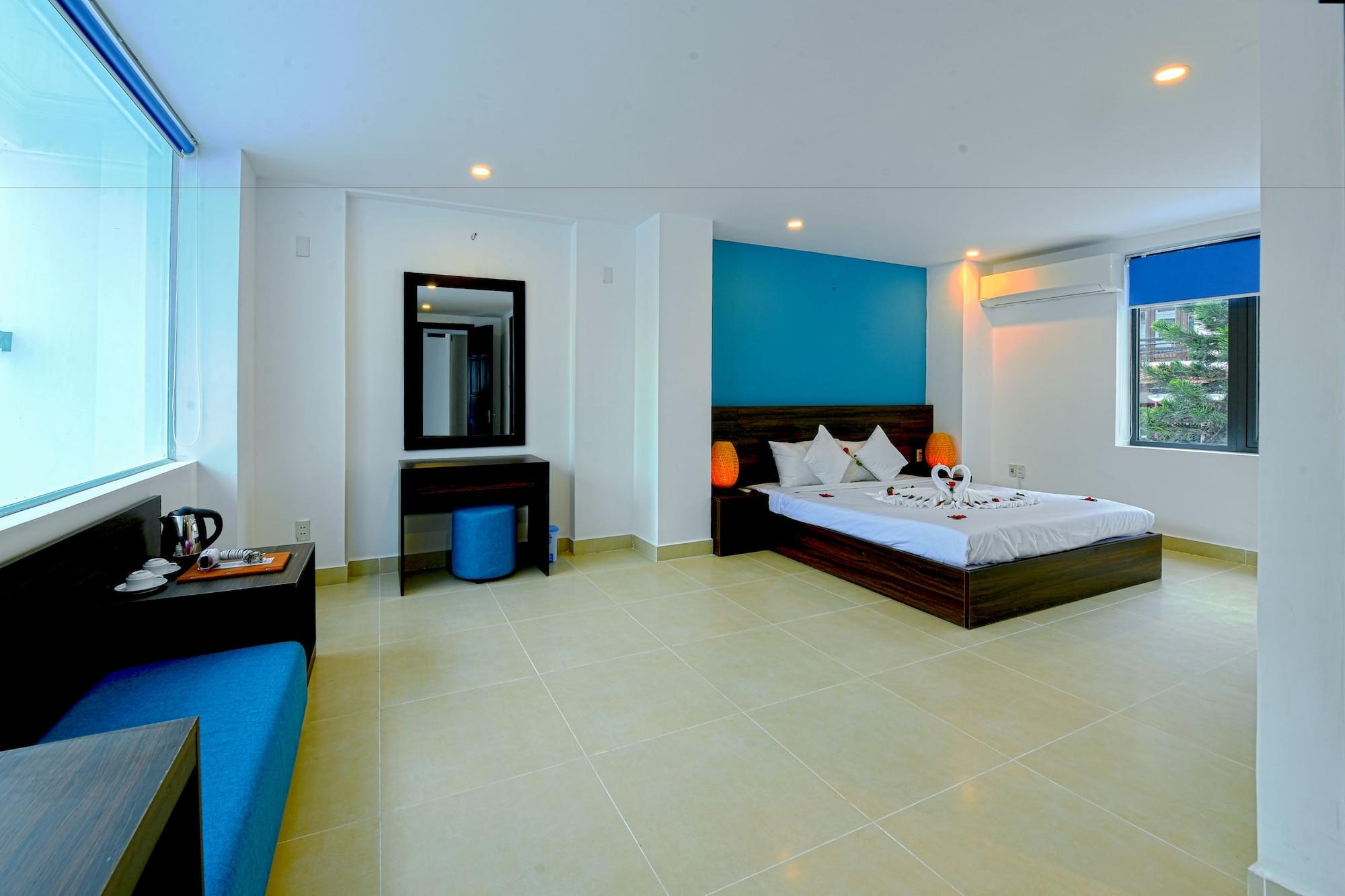 Dream Hotel