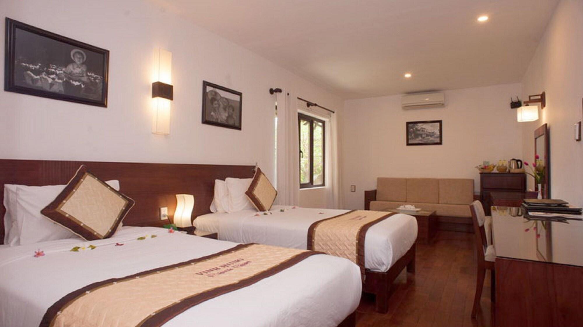 Vinh Hung Riverside & 4*
