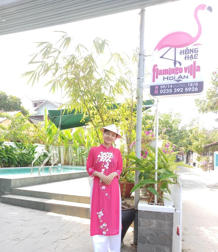 Flamingo - Big With Balcony - Close To Old Town 200m & Temple Bridge - Large Outside Pool For Sun Bathing *