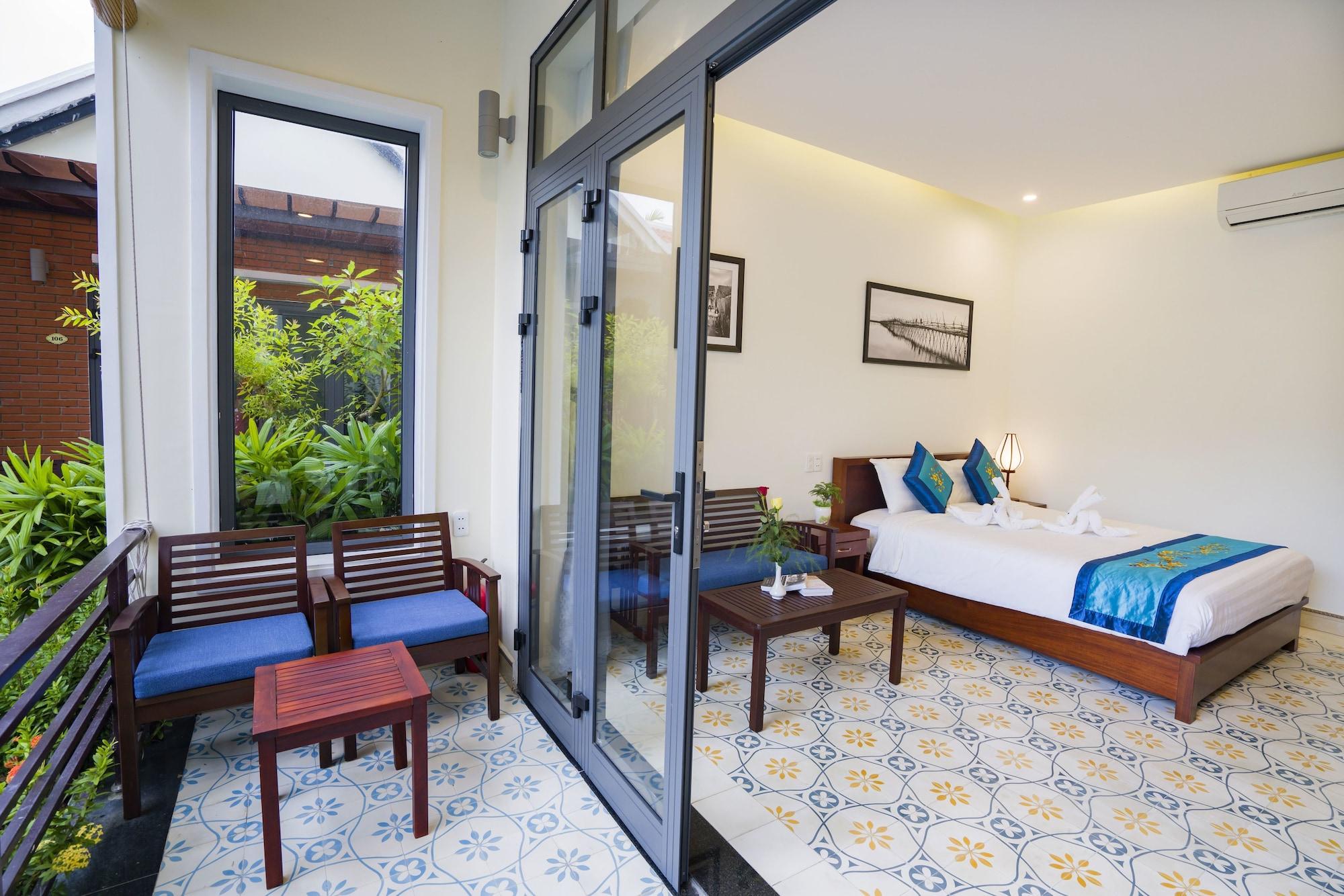 River Waves Hotel 3*