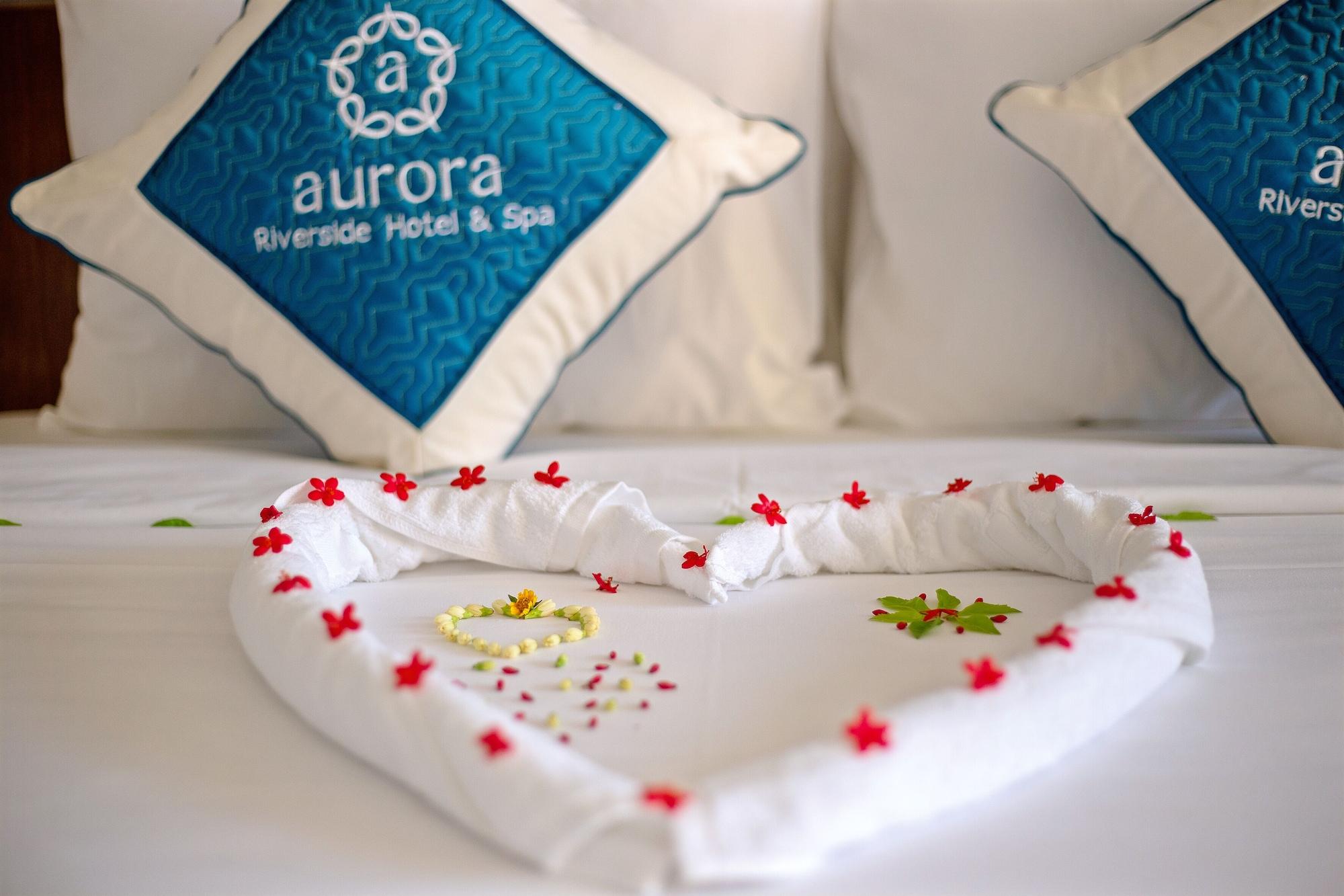 Aurora Riverside And Hotel