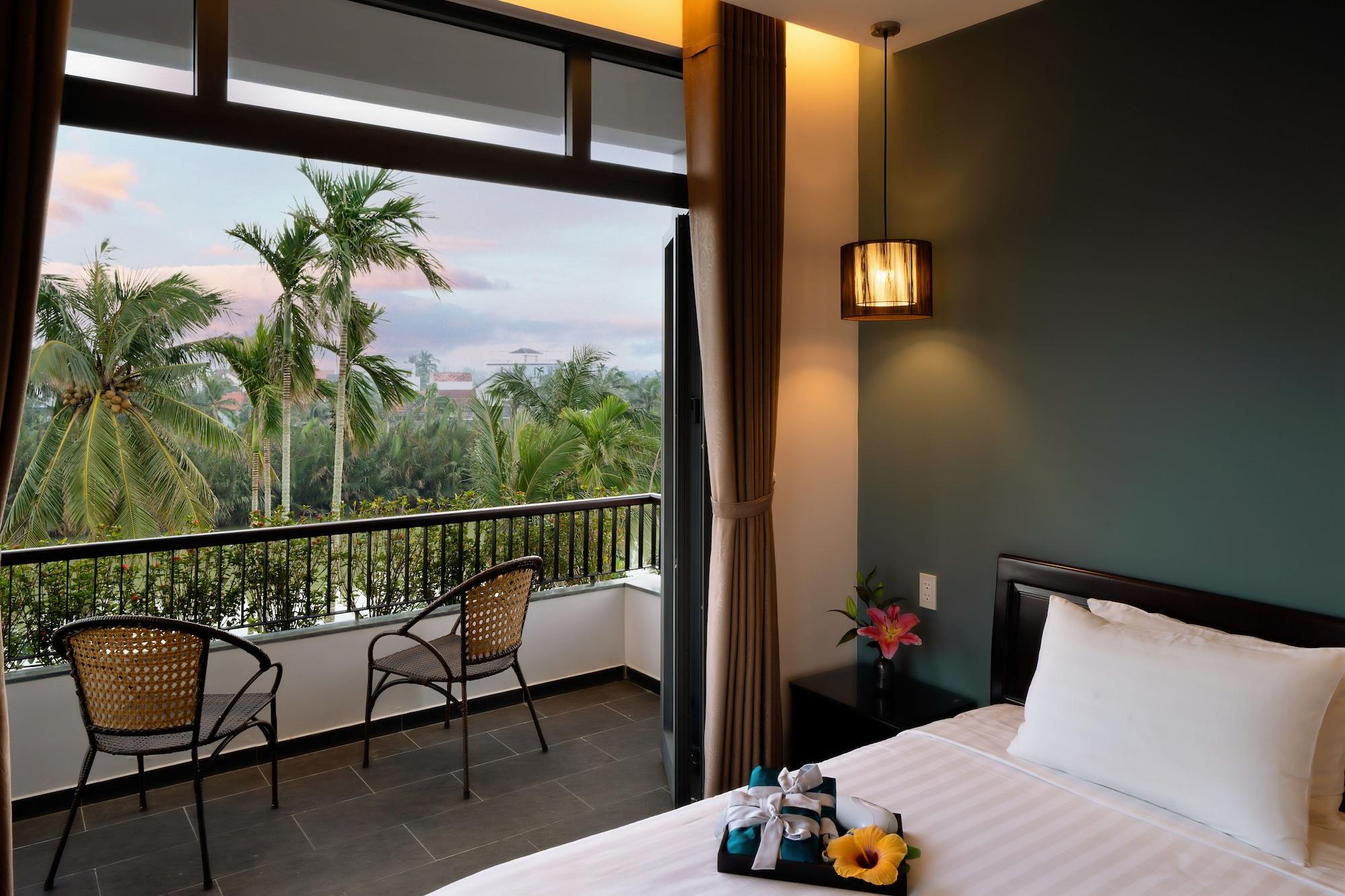 Serene River Hoian 3*