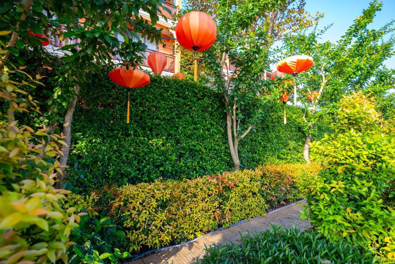 Hotel Allegro . A Little Luxury & Hoi An