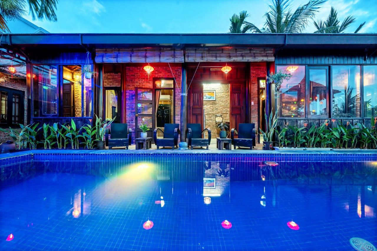 Golden Forest * Hoi An