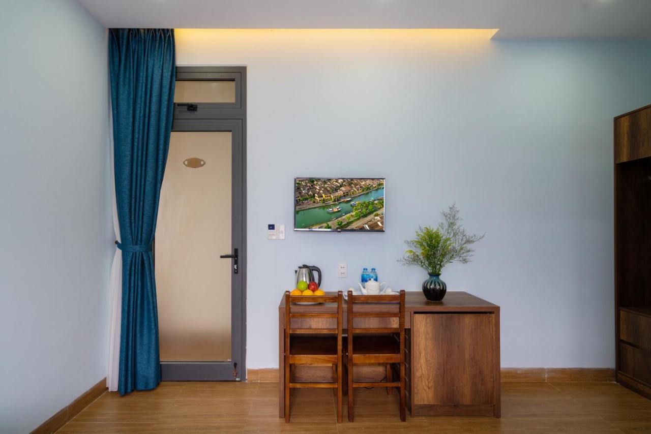 Golden Field Homestay *