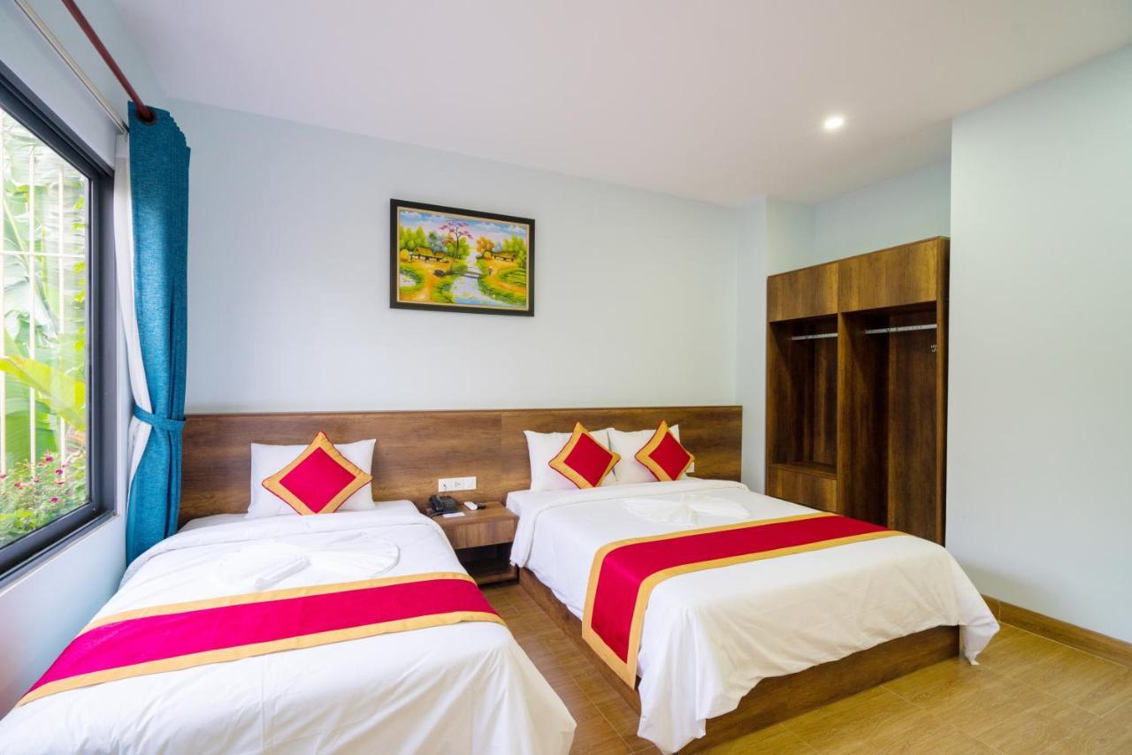 Golden Field Homestay