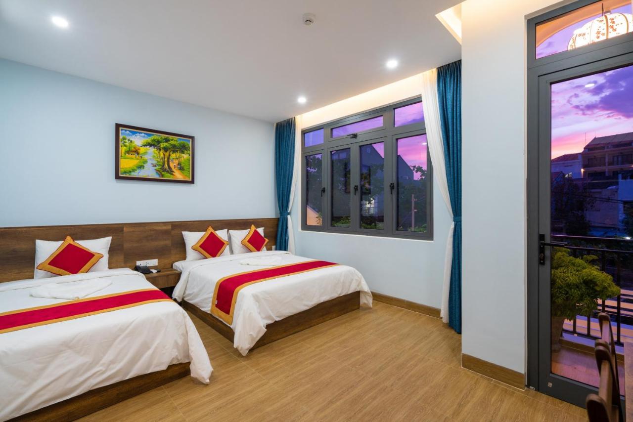 Homestay Golden Field *