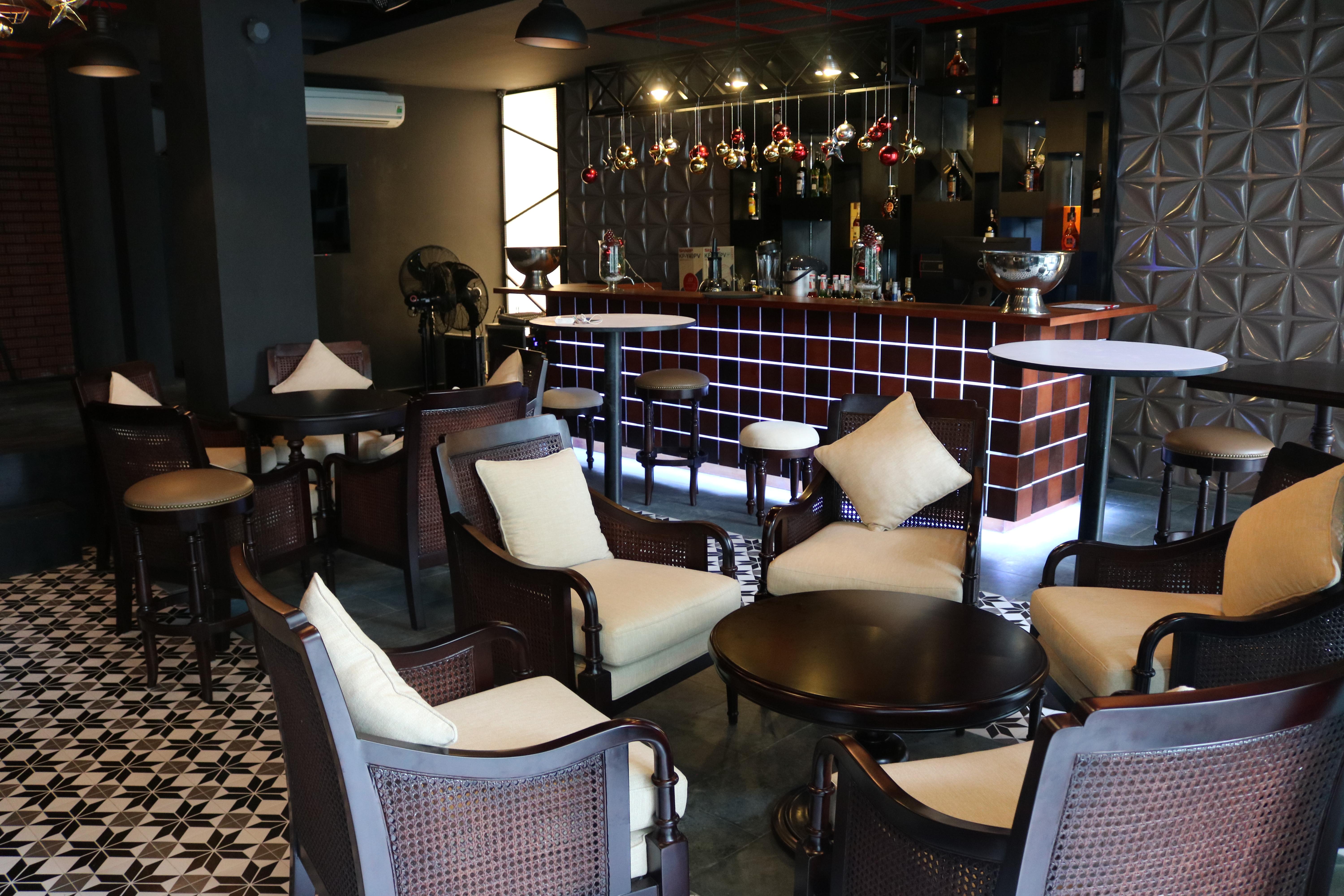 Dưỡng Boutique Hadana