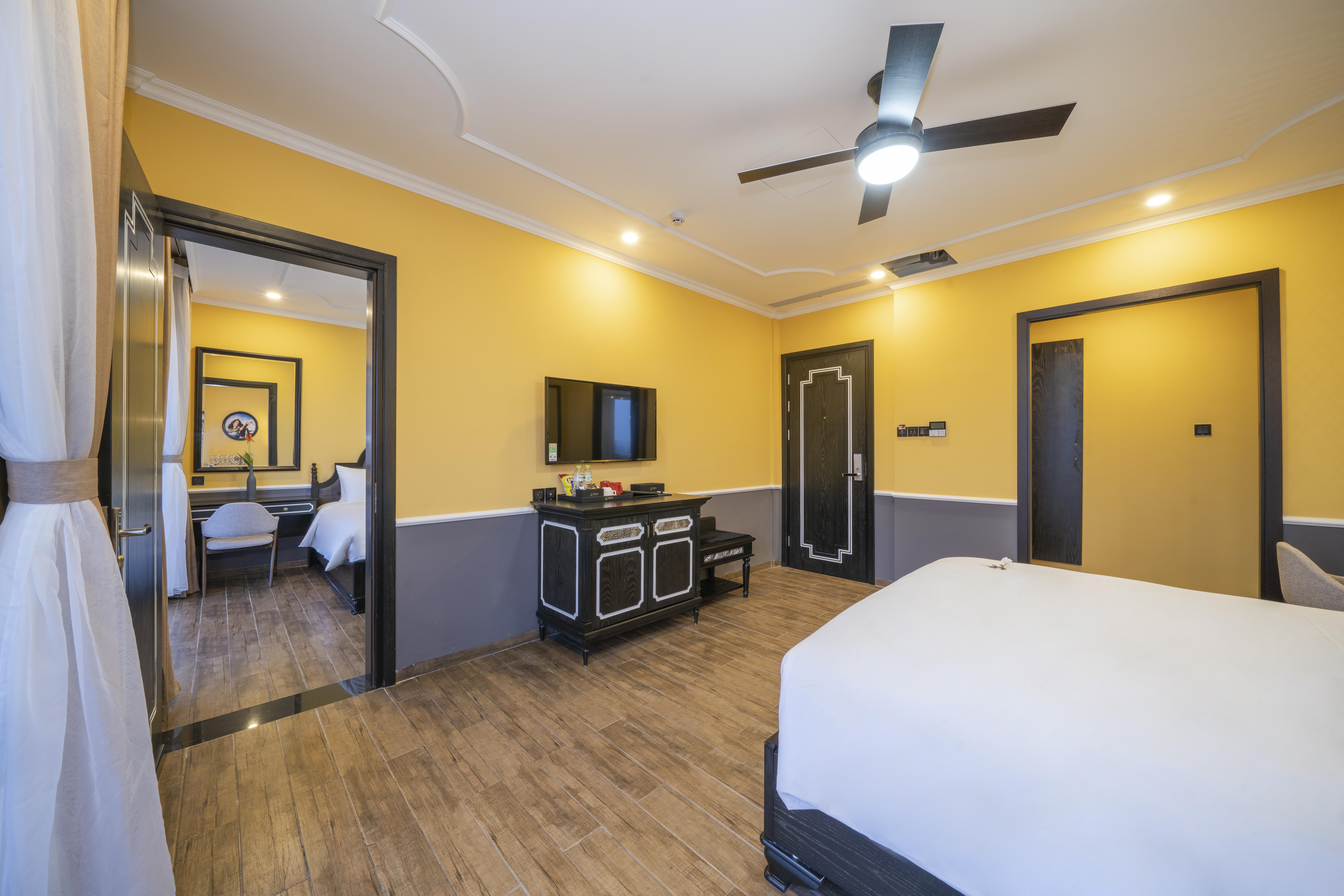 Athenia Boutique & Hotel