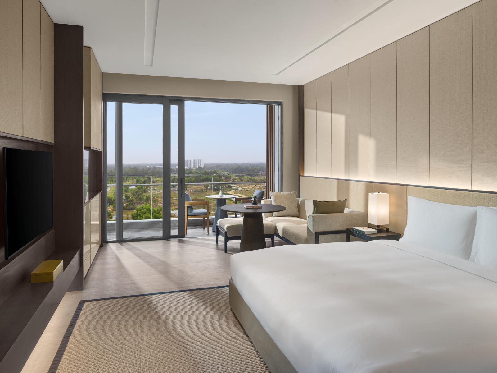 Hotel New World Hoiana 5*