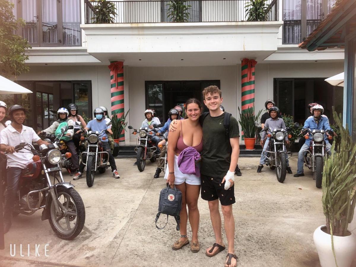 Nhà trọ Bed Station Hostel&pool Bar  Former Sunflower *