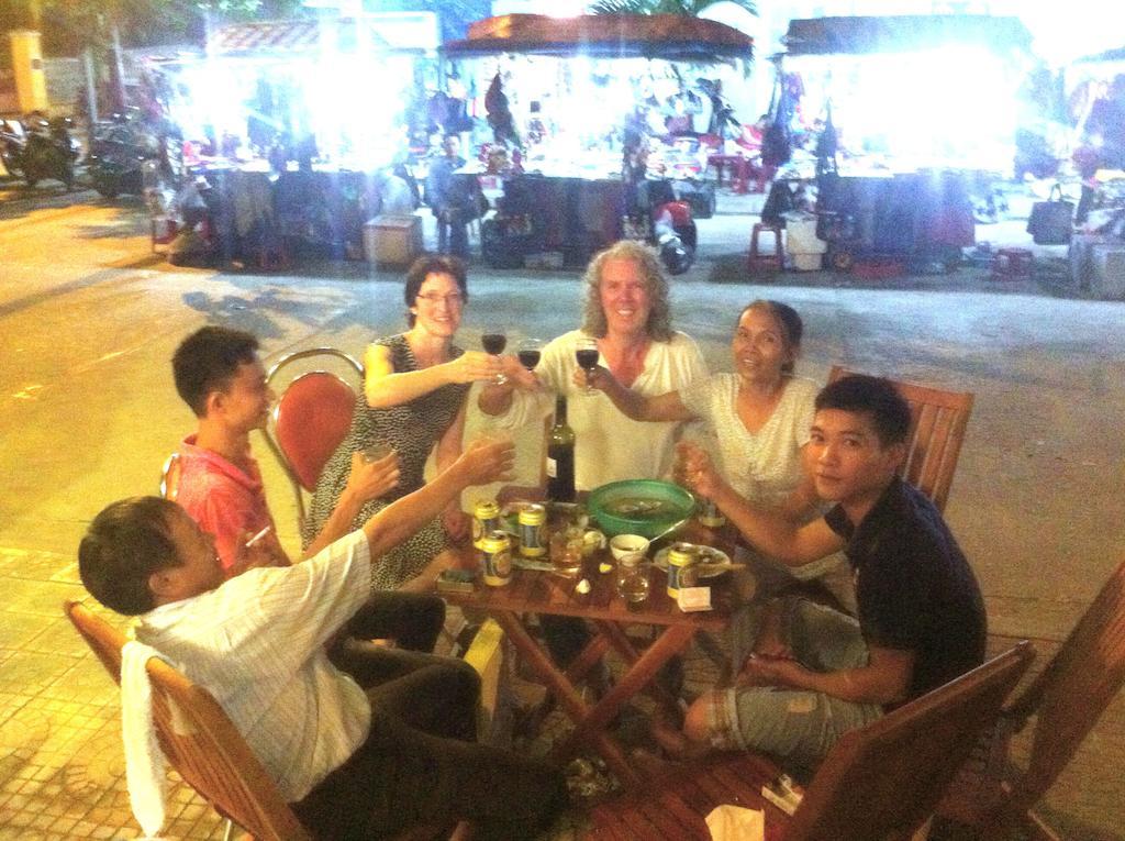 Moon's Homestay *