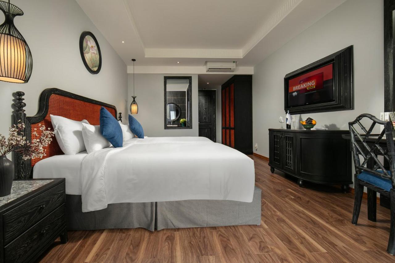 Shining Riverside Boutique & Hotel 4*