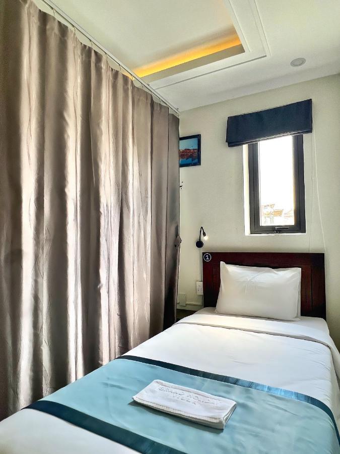 Grand Hoian 3*