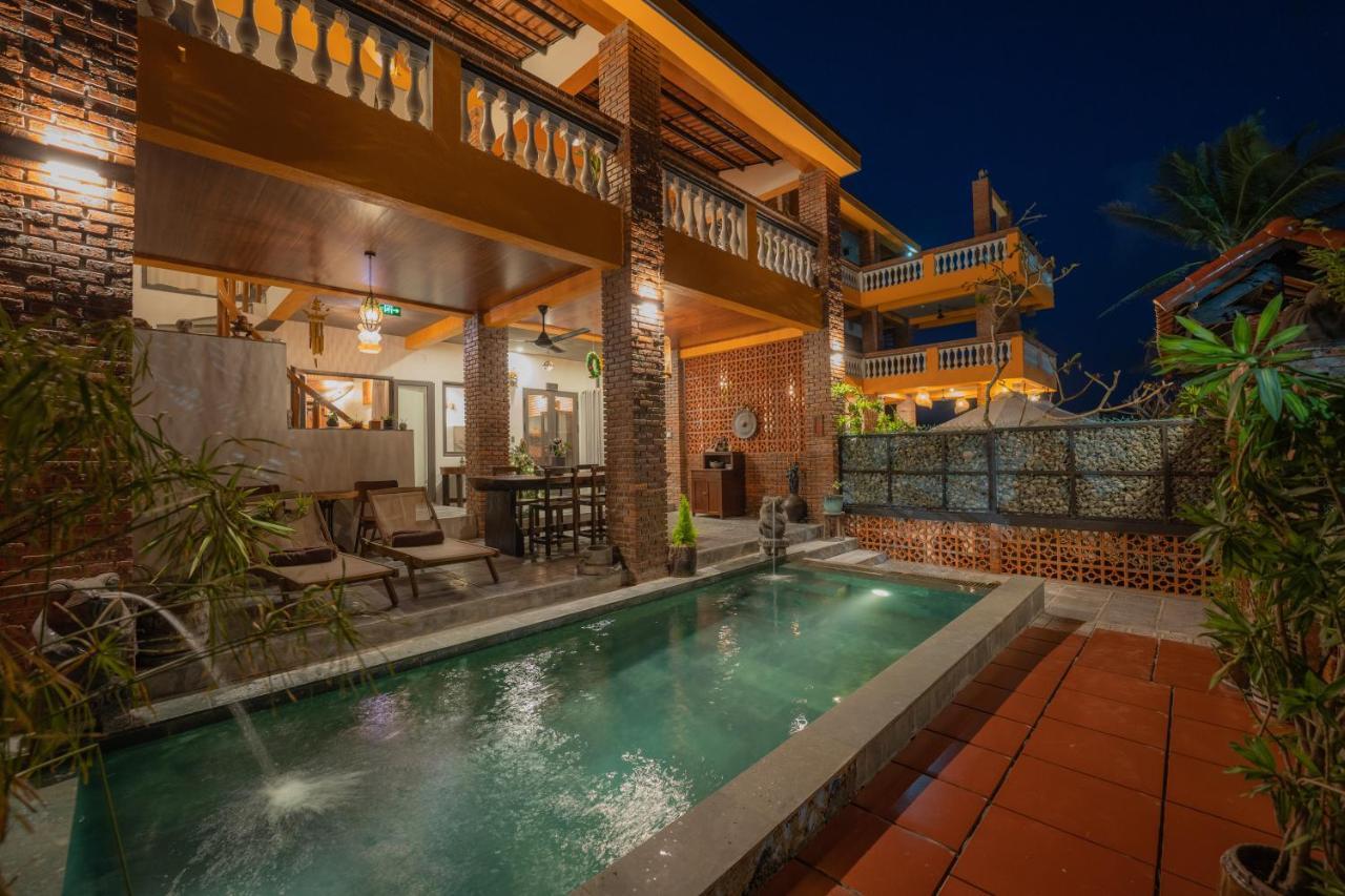 Hidden Pool Villa