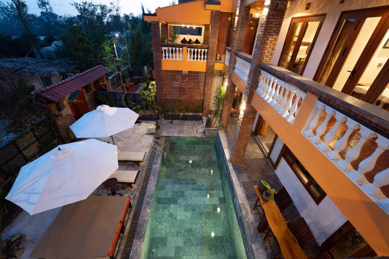 Hidden Pool