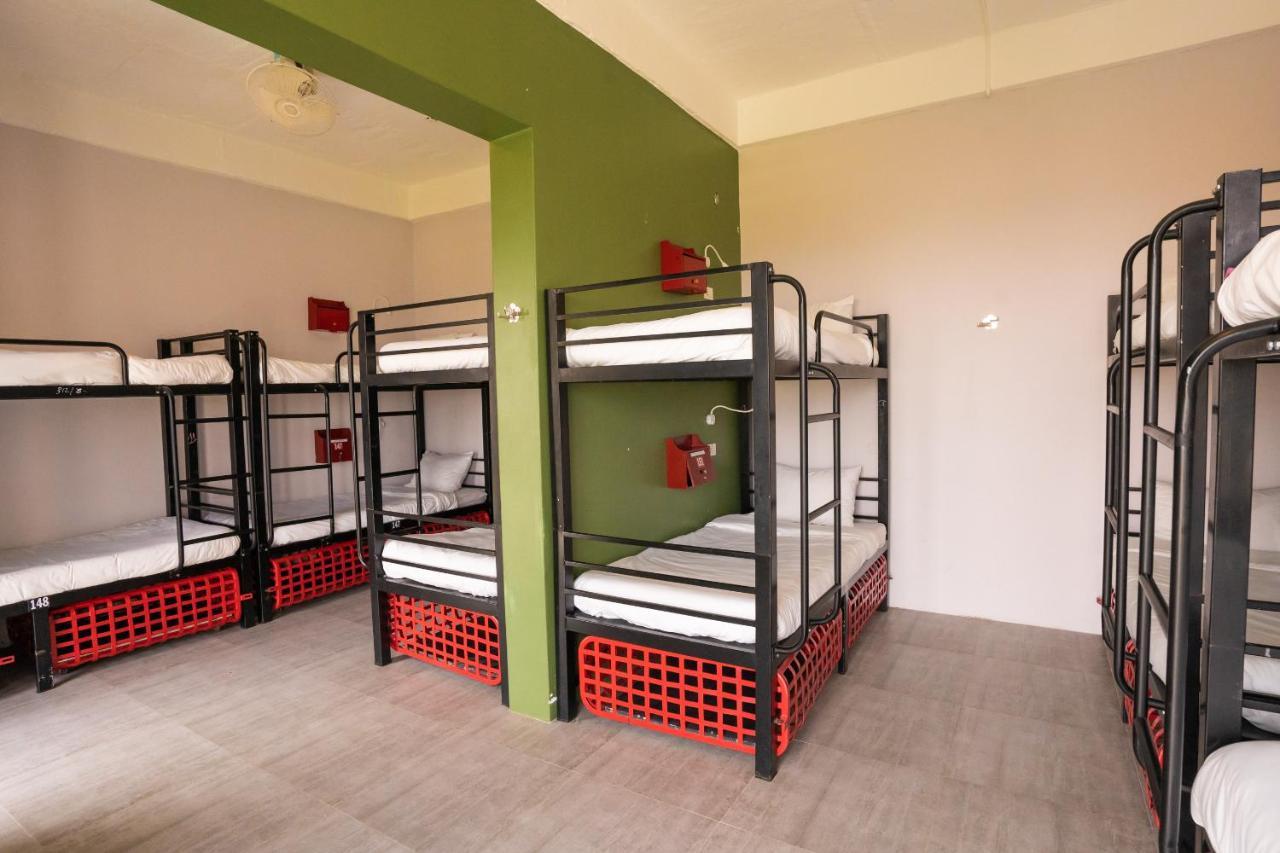 Mad Monkey Hostel