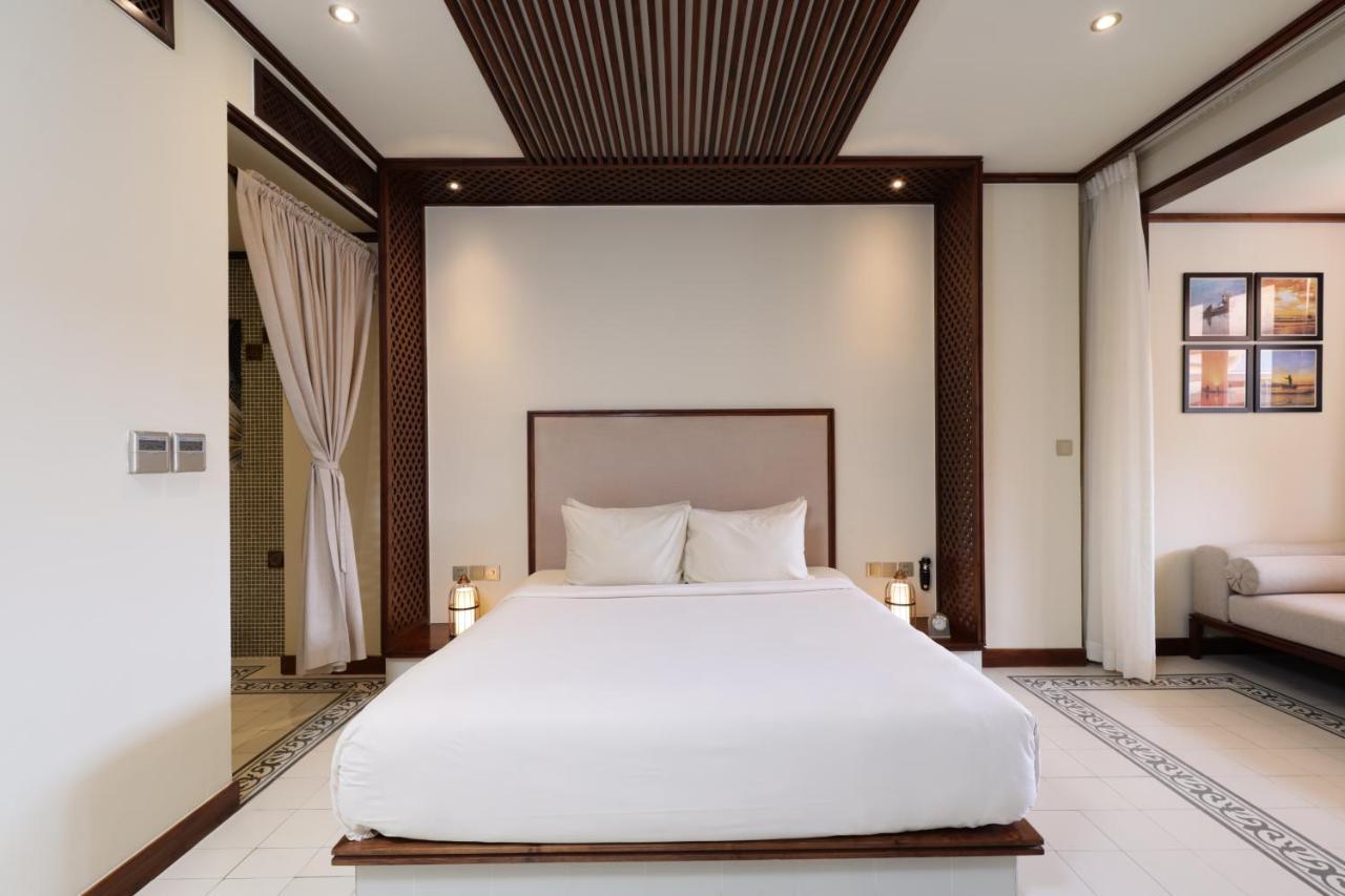 Almanity & 5* Hoi An