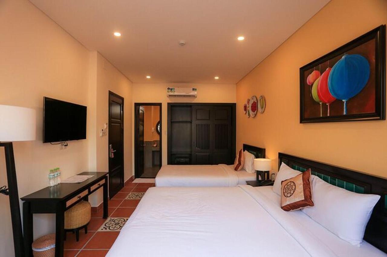 Town Hotel 4*