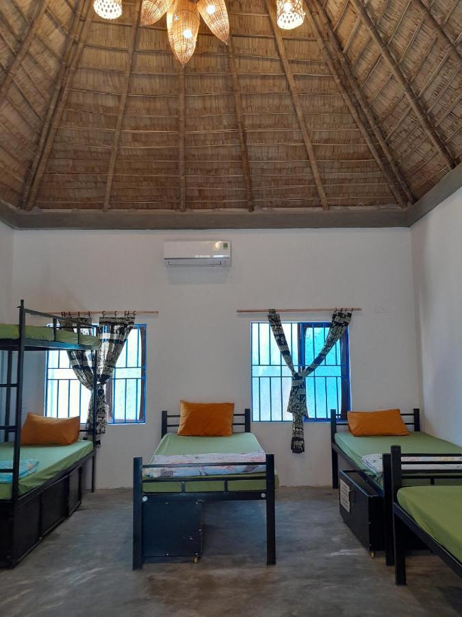 Bed & Breakfast The Beachside & Bar Hoi An
