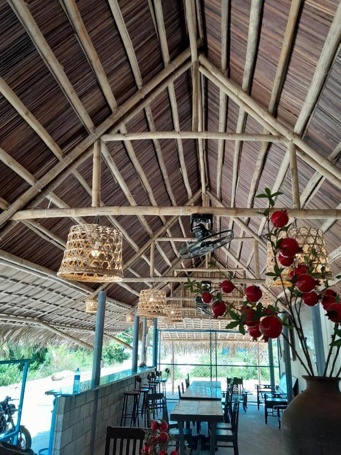 The Beachside & Bar Bed & Breakfast Hoi An