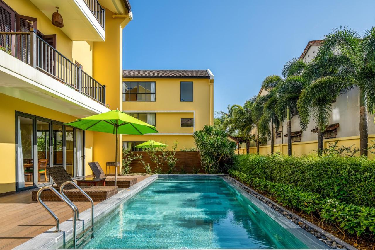 Palm Garden & Pool Hotel