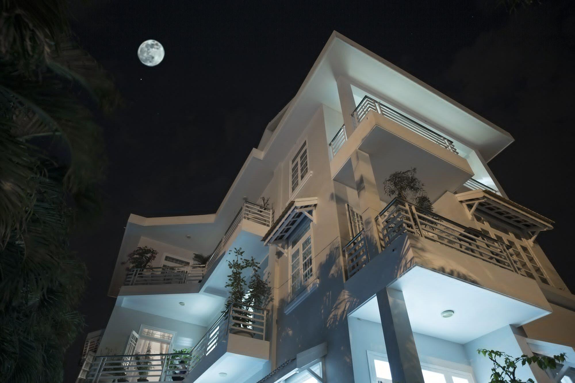 Villa The Moon