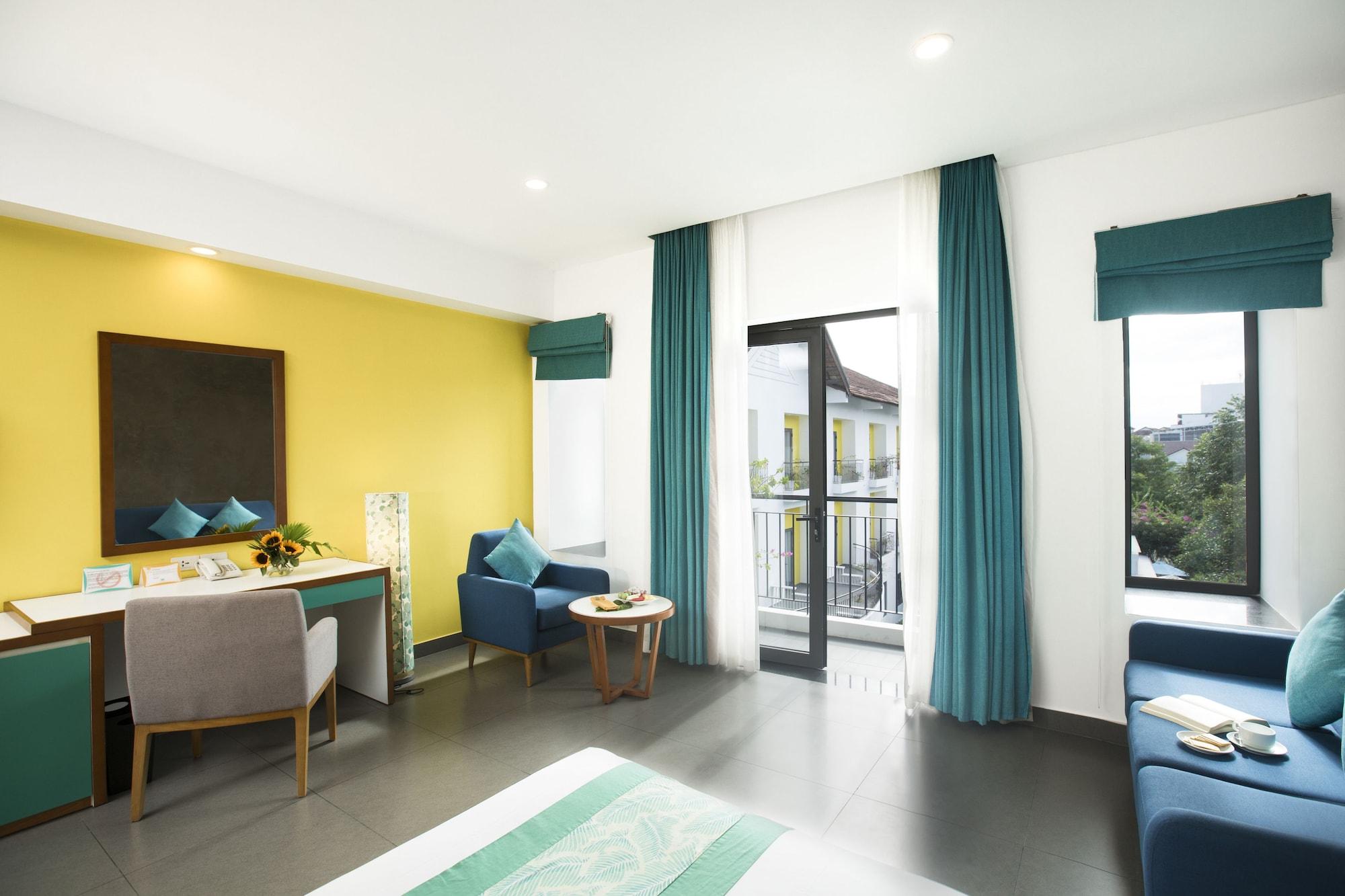 Emm Hotel 4*
