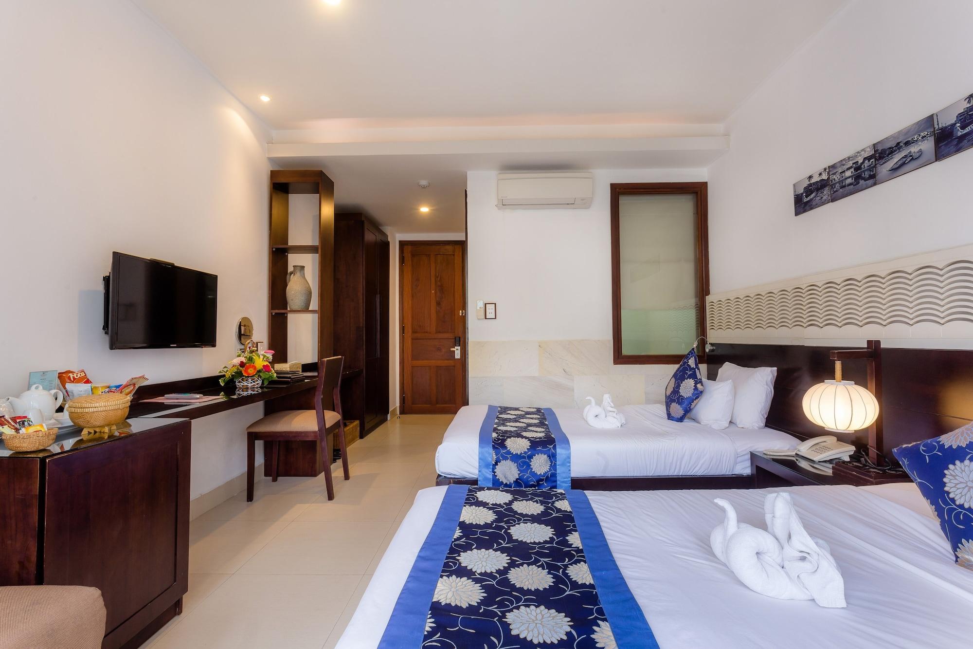 Emerald Riverside 4*