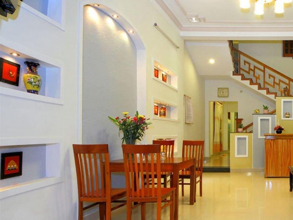 Blue Clouds Homestay *