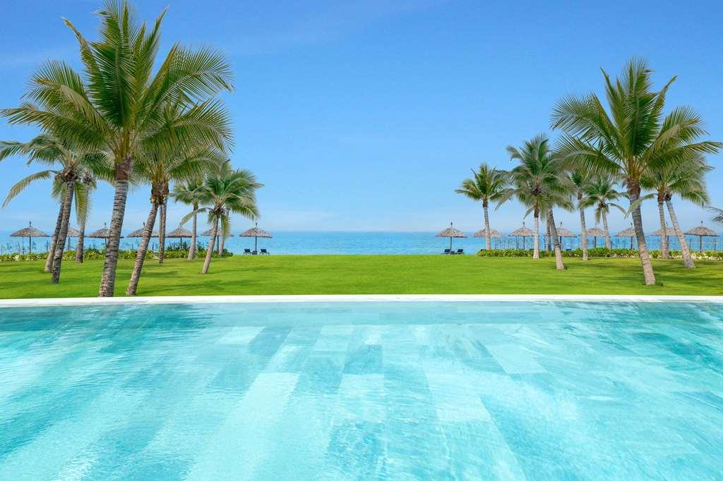 Villa Wyndham Royal Beachfront