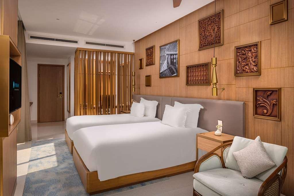 Wyndham Royal Beachfront