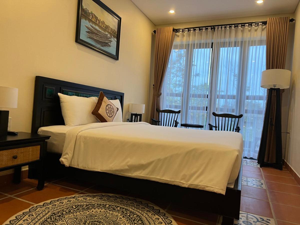 Bed & Breakfast The Letter Pool Hoian *