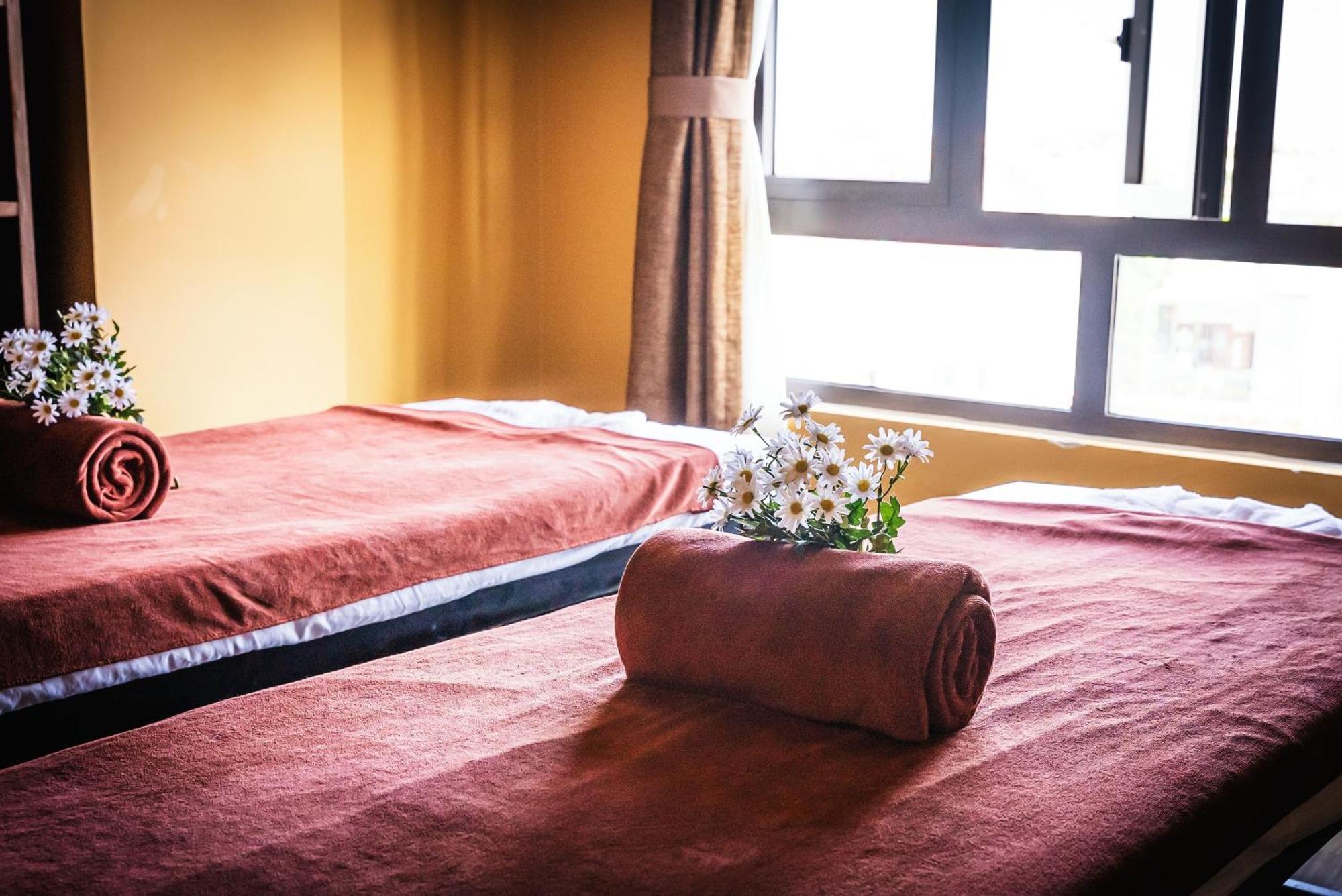 Hành Trình Khách sạn 4*