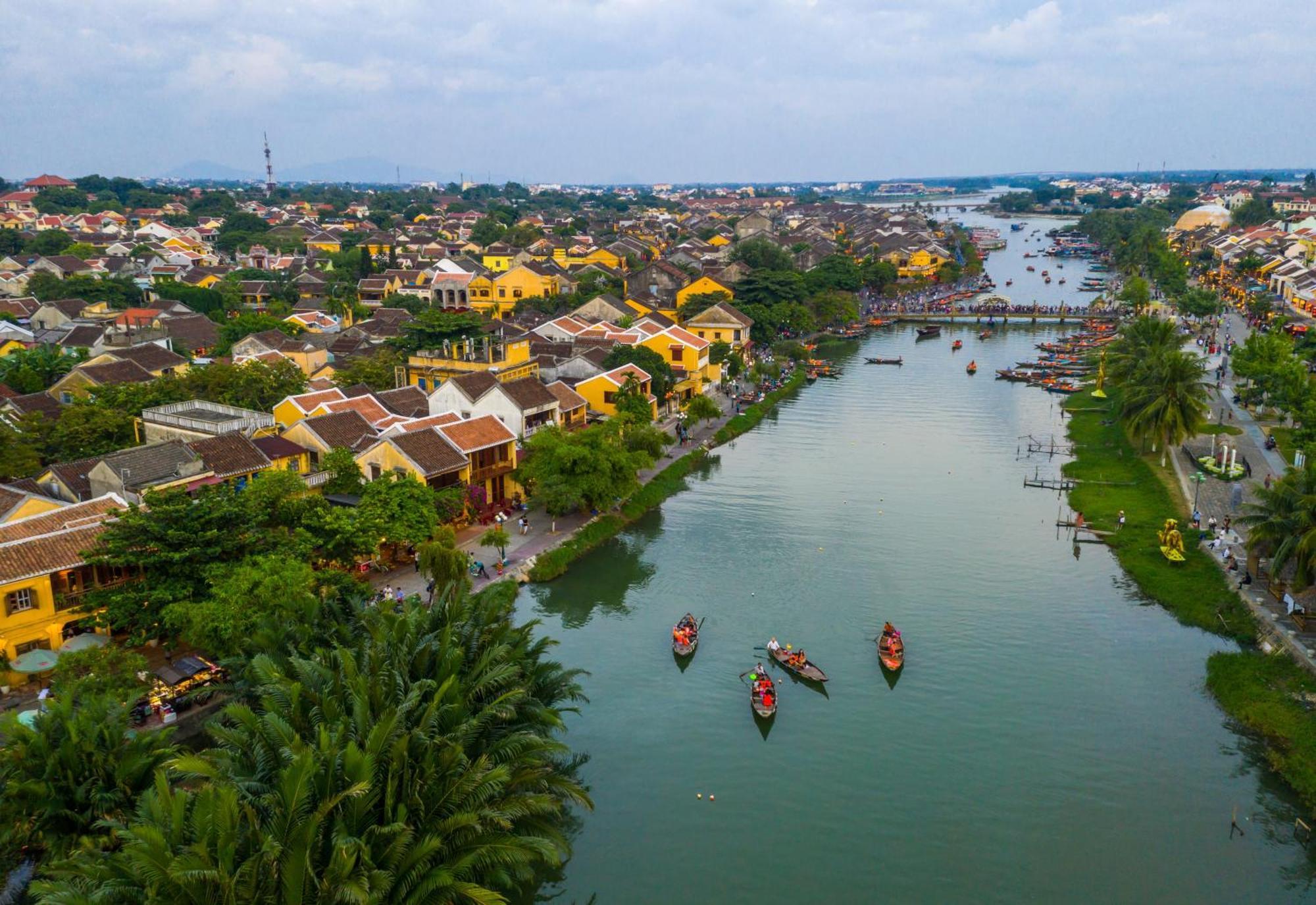 Bespoke Hoian Aparthotel 3*