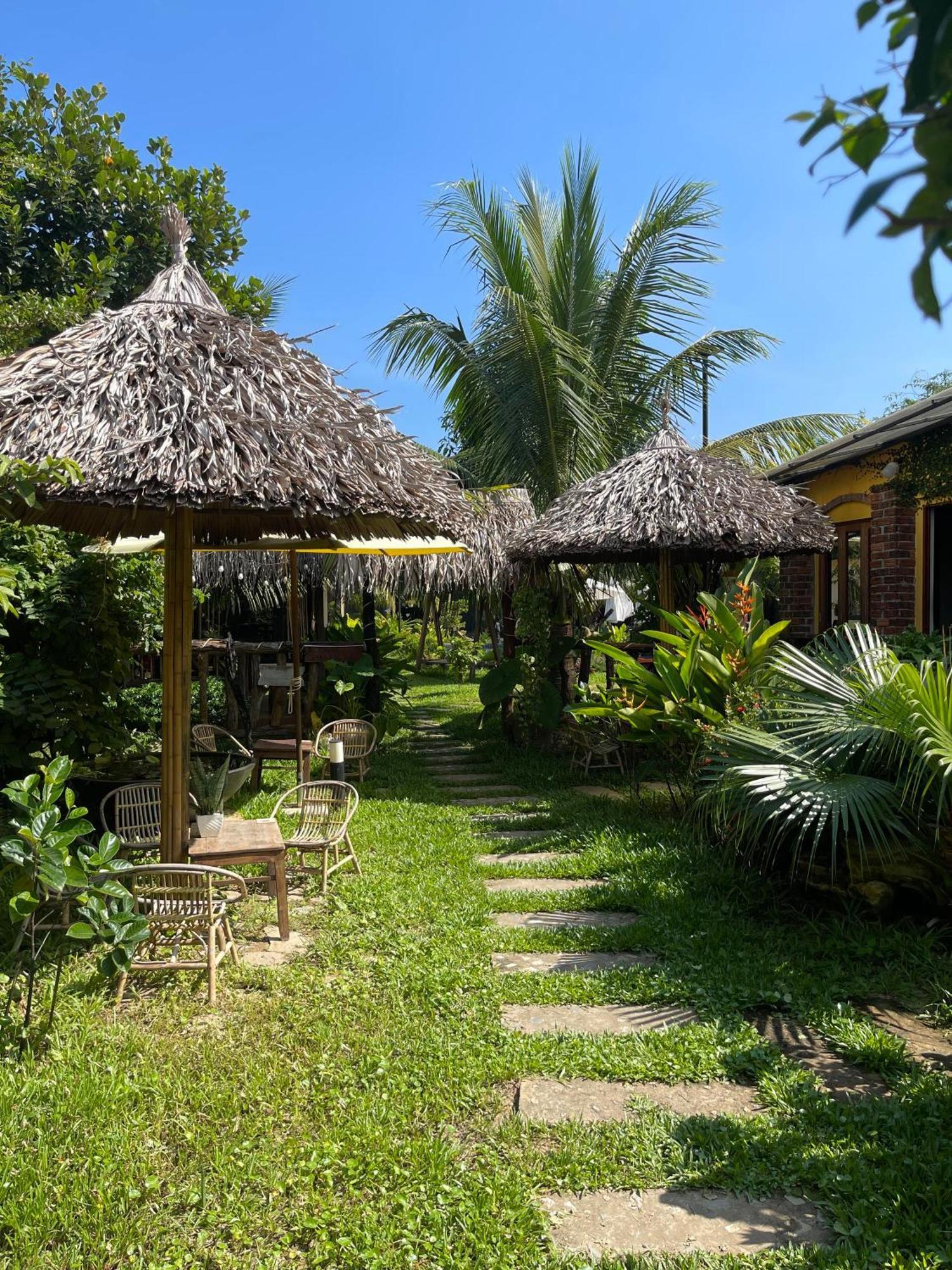 Hotel Phoenix Pool Hoi An