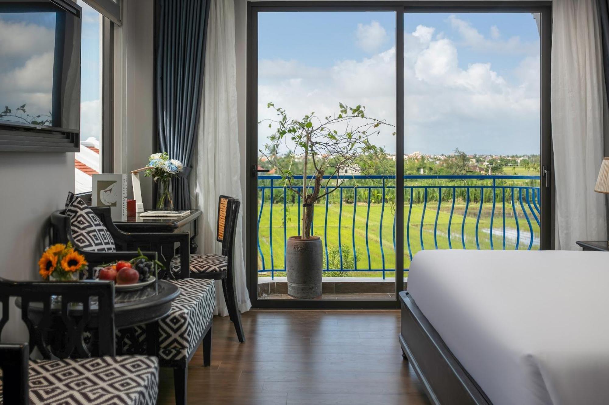 Hotel Serene Nature & 4*