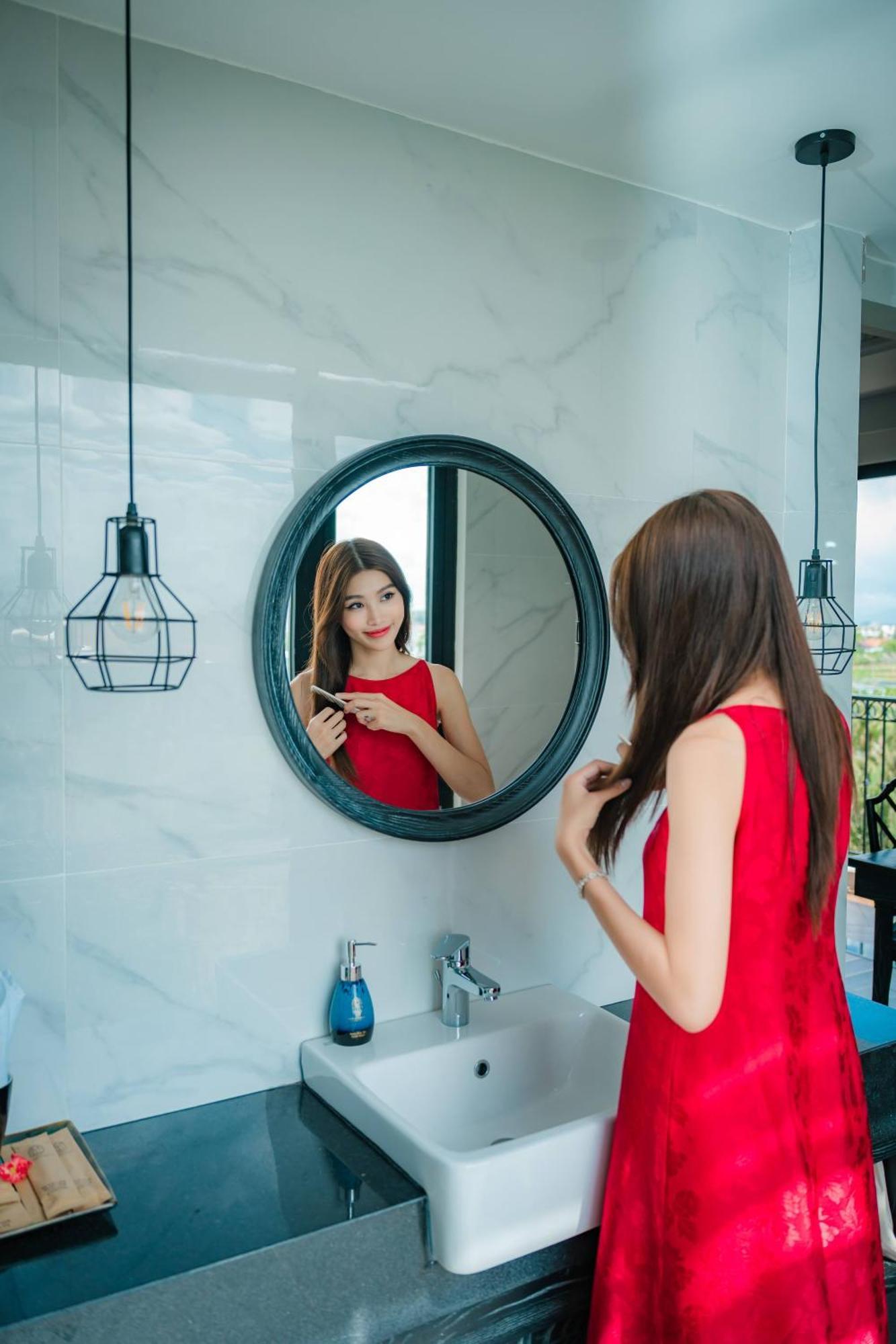 Hotel Shining Riverside Boutique &