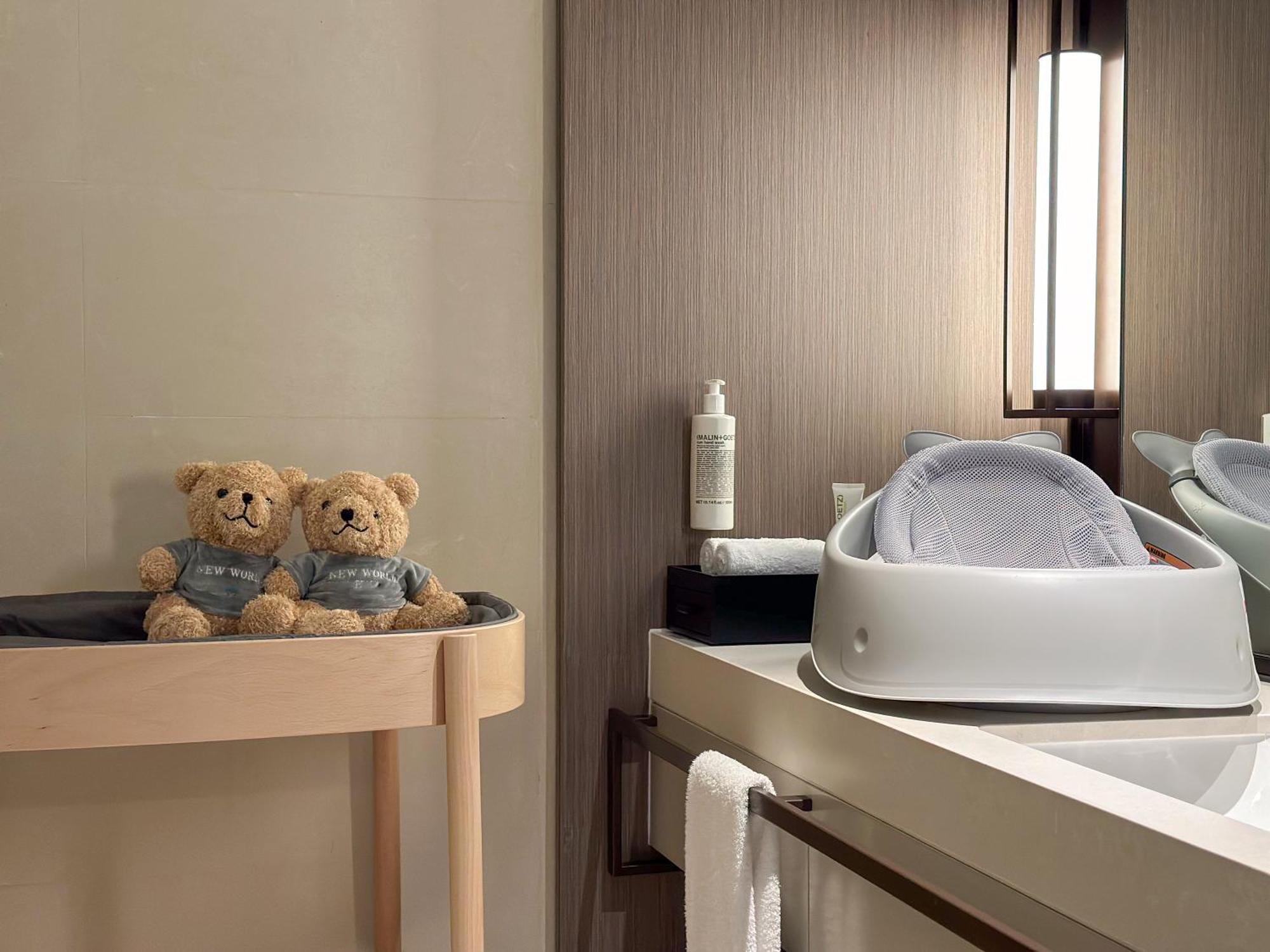 New World Hoiana Hotel 5*