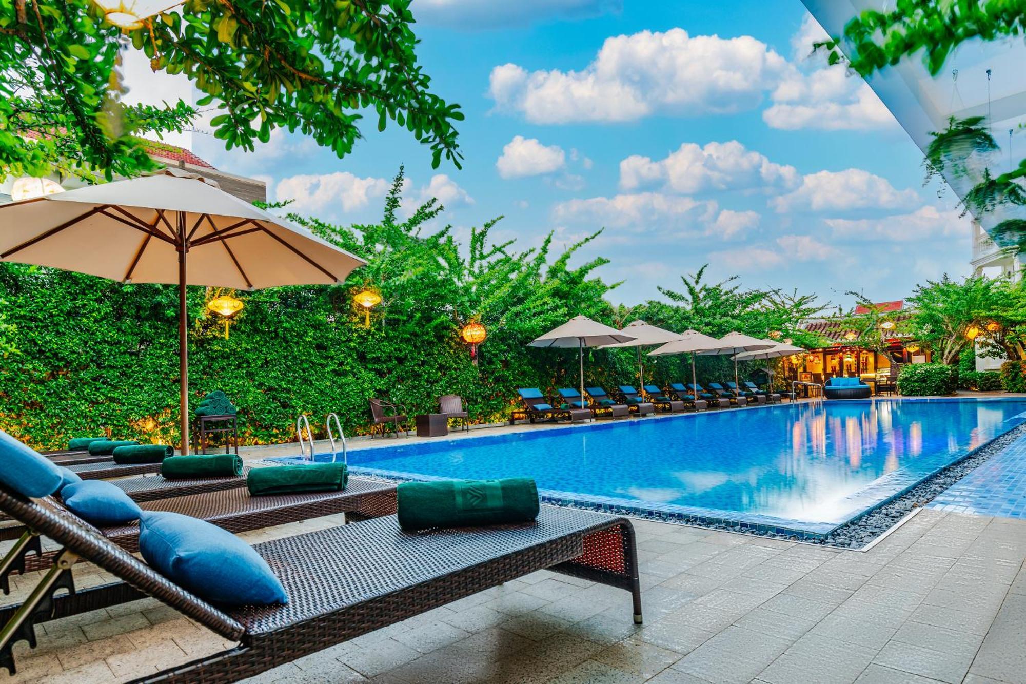 Wyndham Garden Cua Dai Hotel 5*