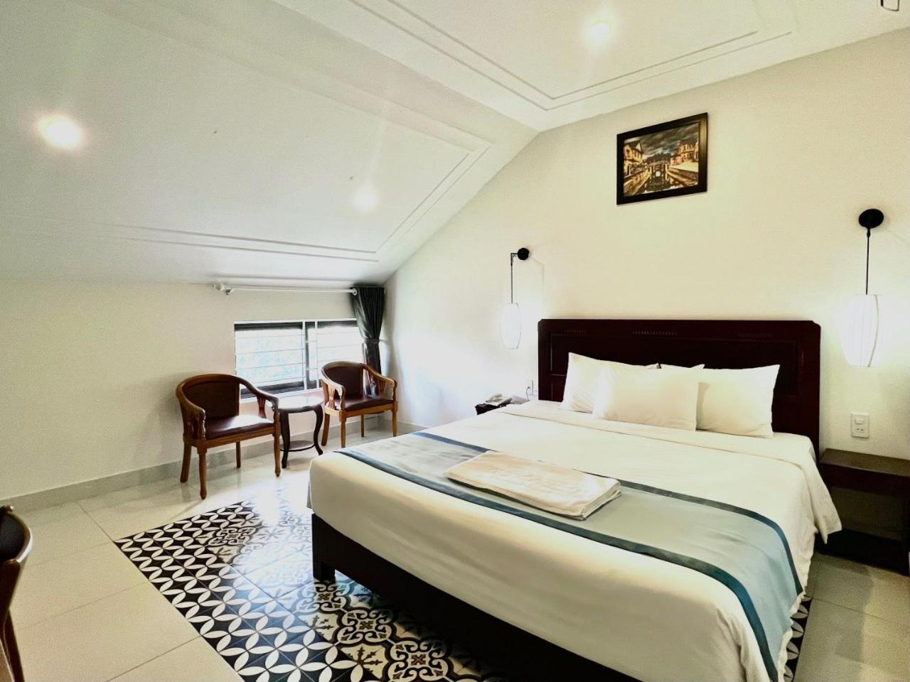 Grand Hoian 3*