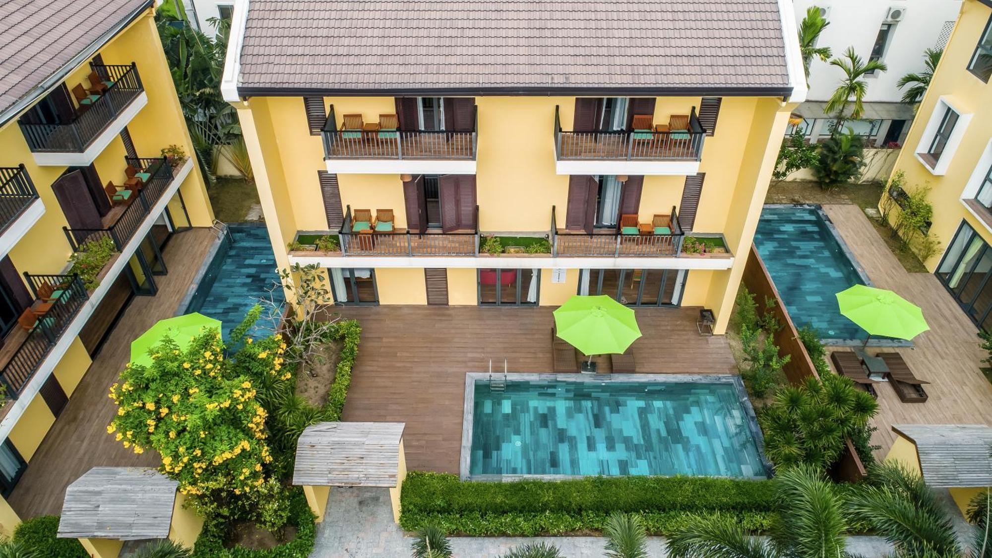 Palm Garden & Pool Hotel