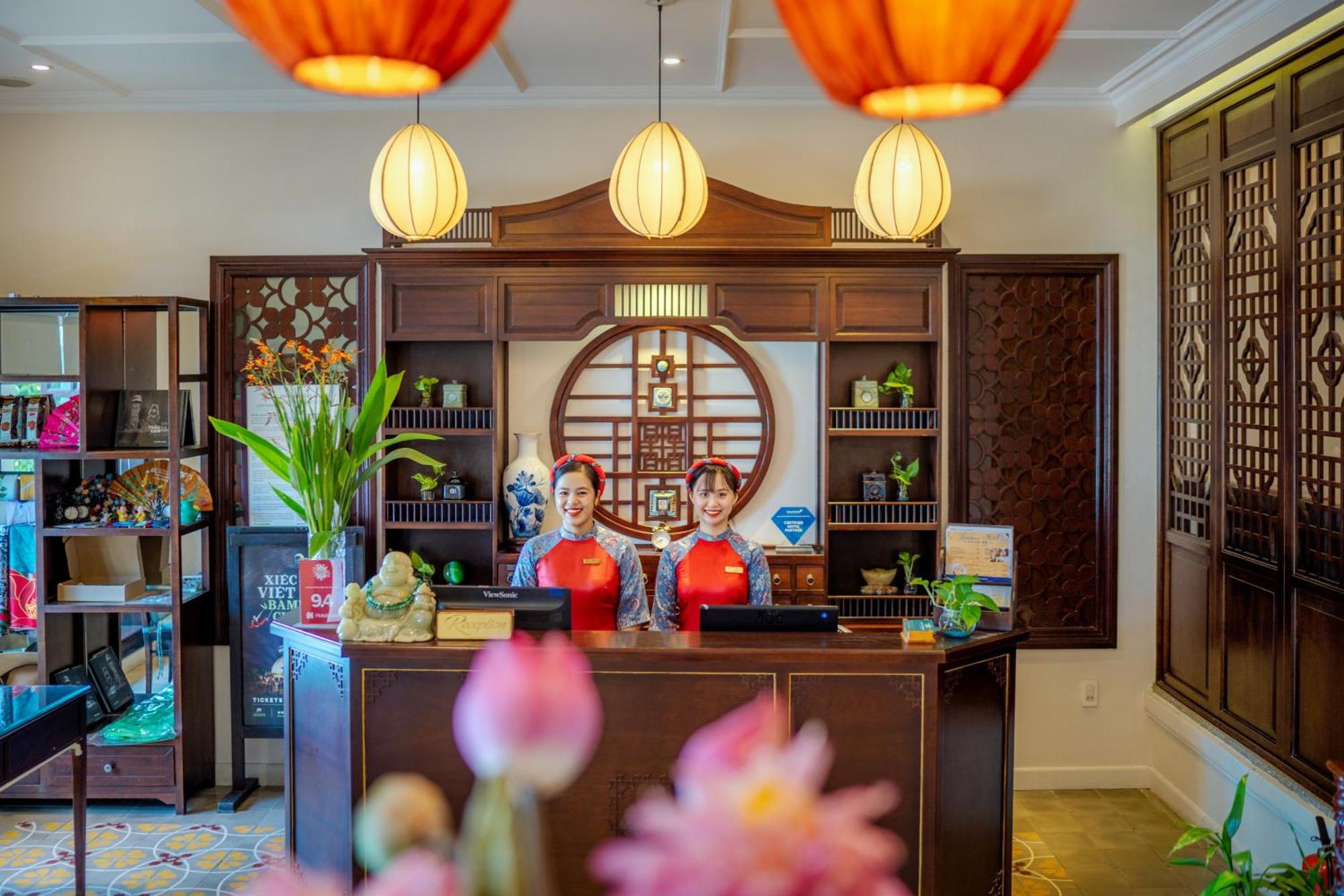 Lantana Riverside Boutique & Hoi An