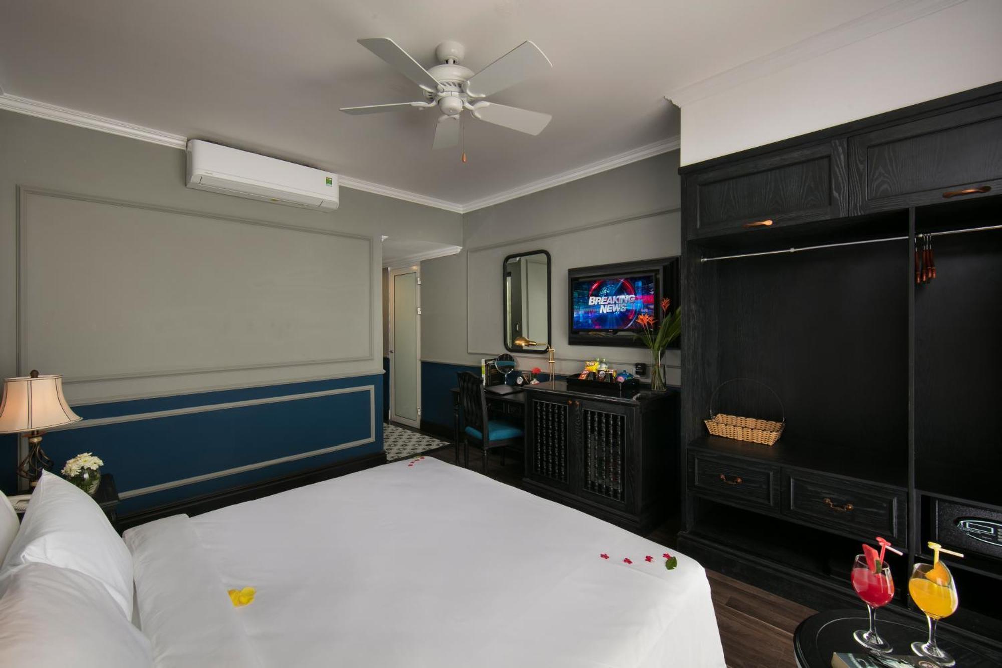 Golden & Hotel 4*