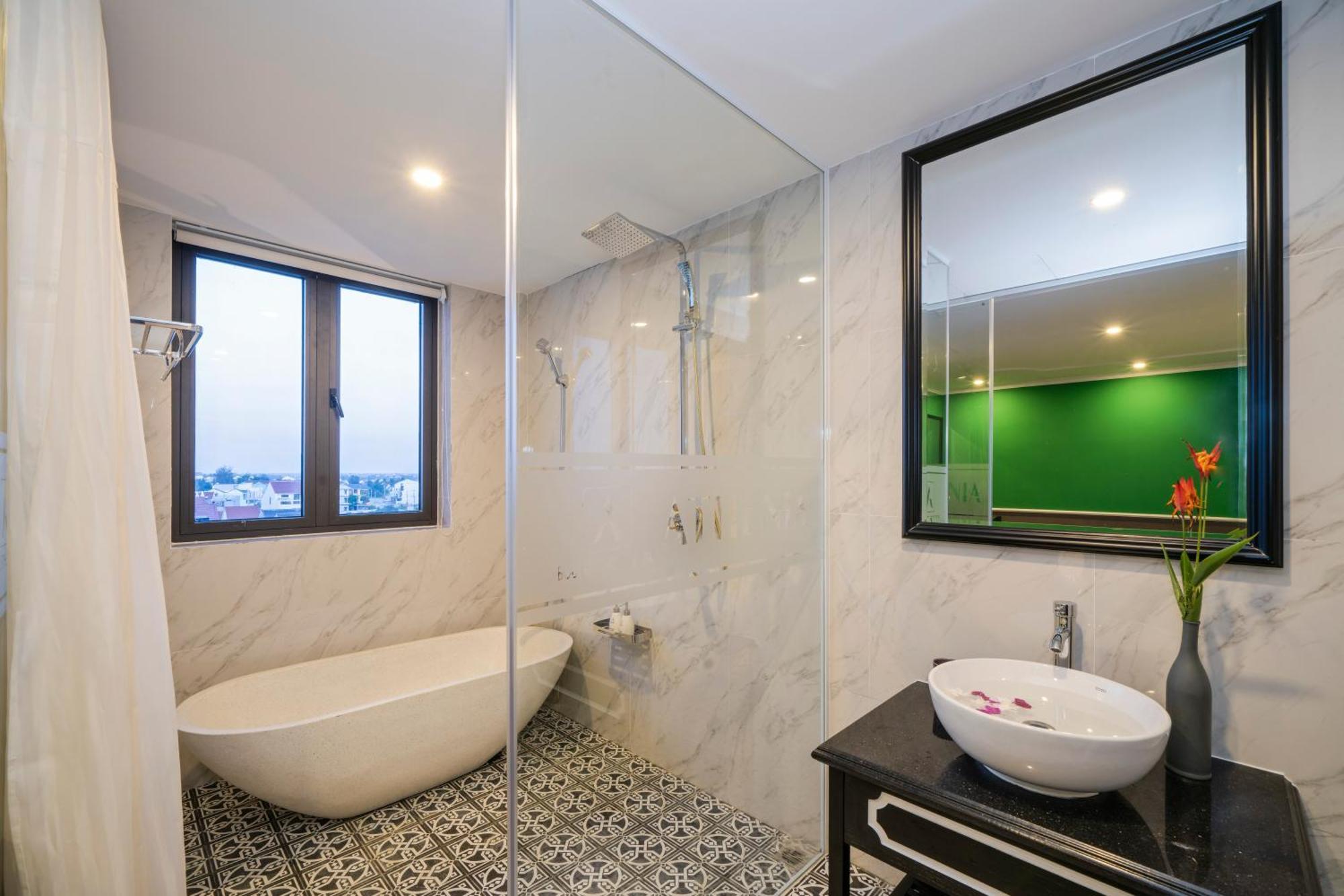 Athenia Boutique & 4* Hoi An