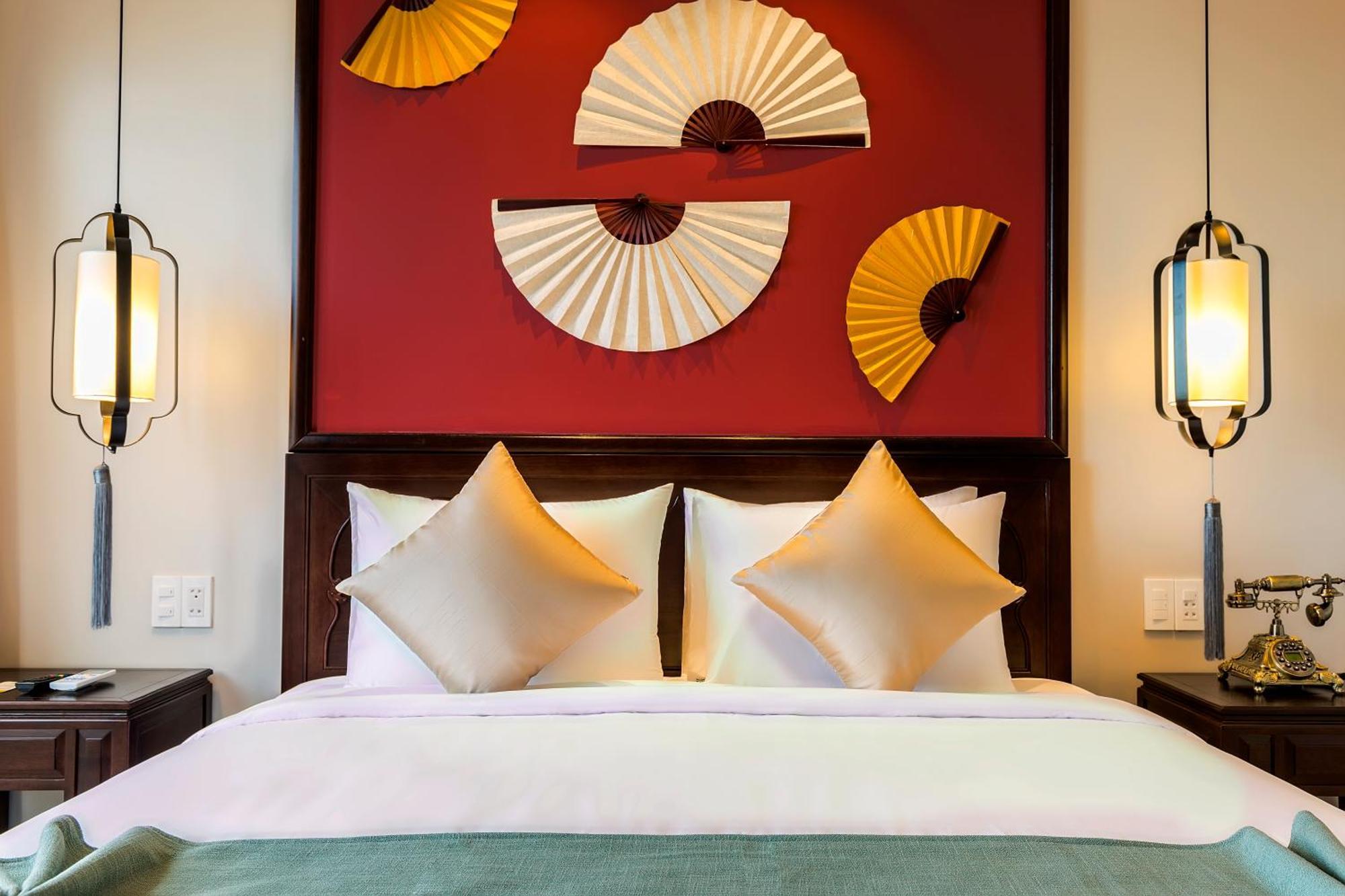 Laluna Riverside & 4* Hoi An